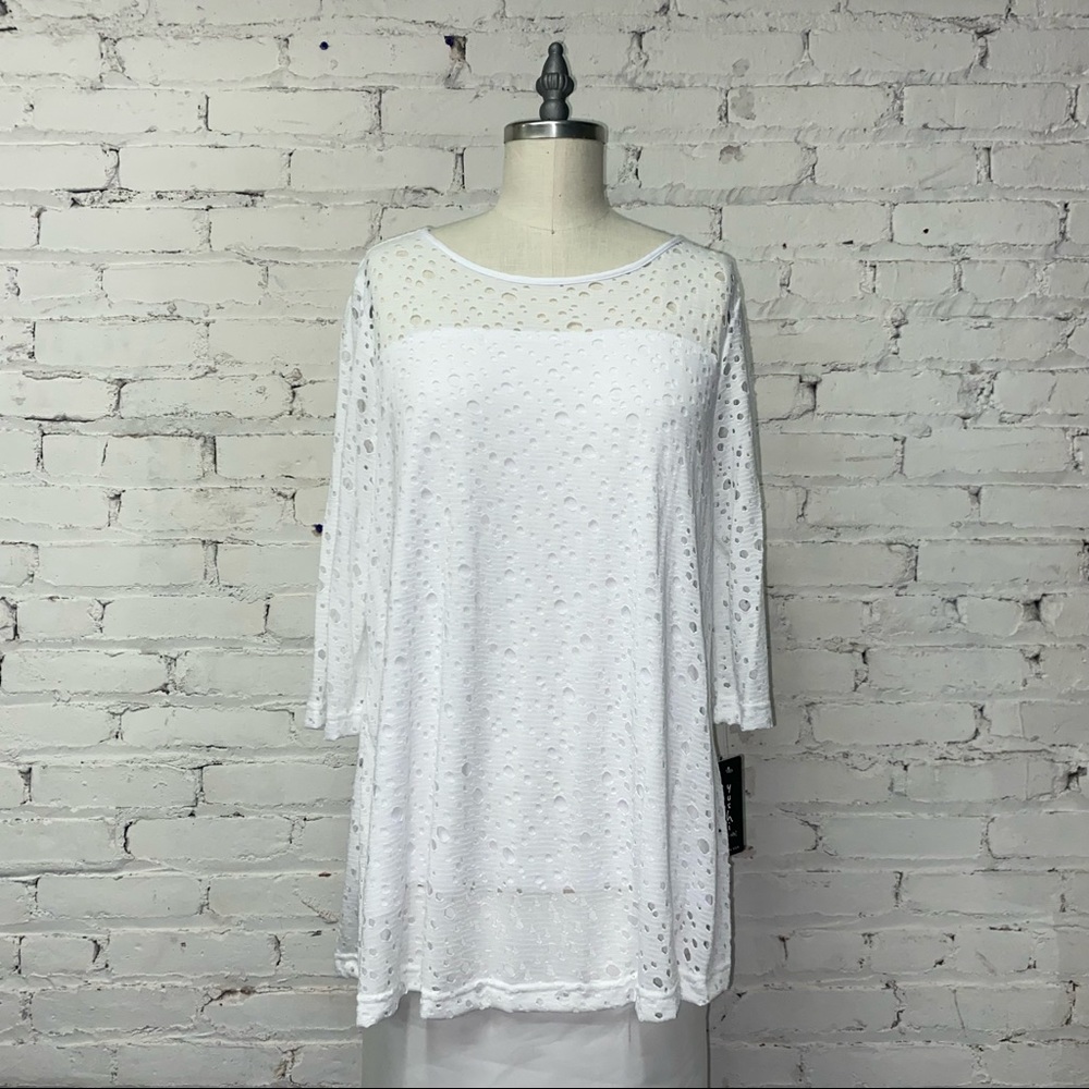 2082 Yushi Spotted Tunic - White